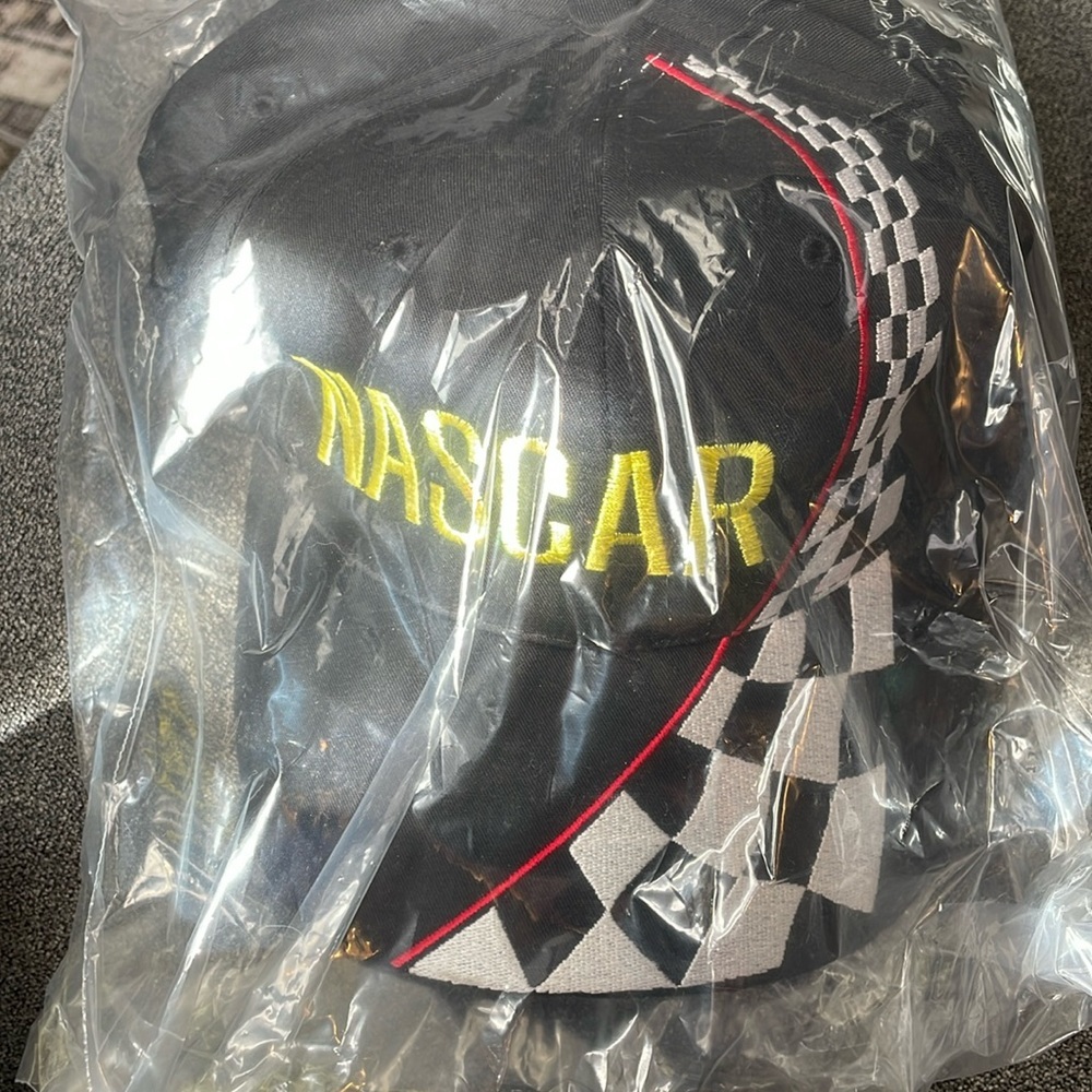Nissun Nascar Black adjustable, Baseball cap